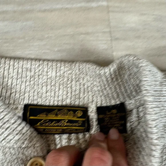 SOLD***Vintage 90s Eddie Bauer Henley Sweater Pullover Knit Ribbed Buttons - Picture 3 of 6